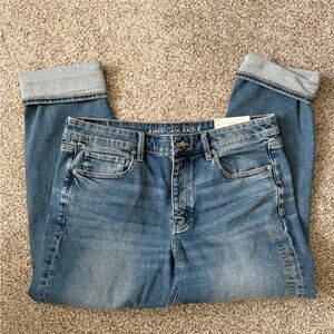 American Eagle Outfitters Women’s tomgirl Jeans